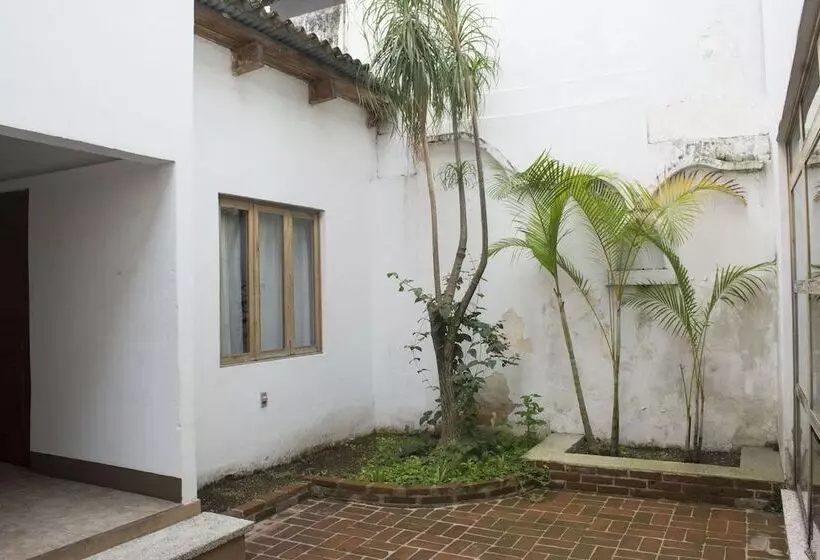 تختخواب و صبحانه Casa Nola