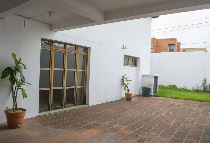 تختخواب و صبحانه Casa Nola