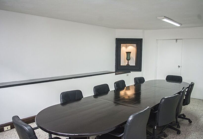 تختخواب و صبحانه Casa Nola