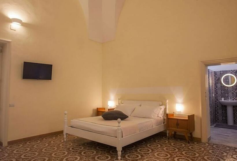 ベッドアンドブレックファースト Suite Nina 2