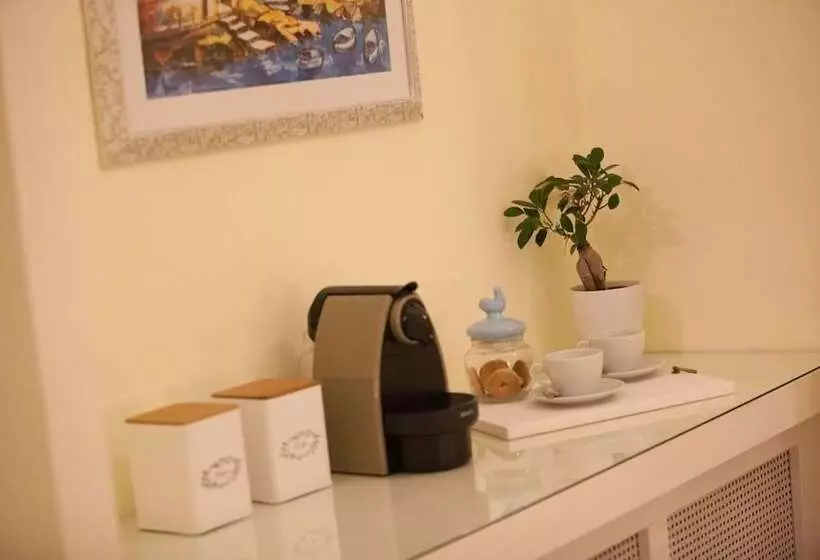 تختخواب و صبحانه Suite Nina 2