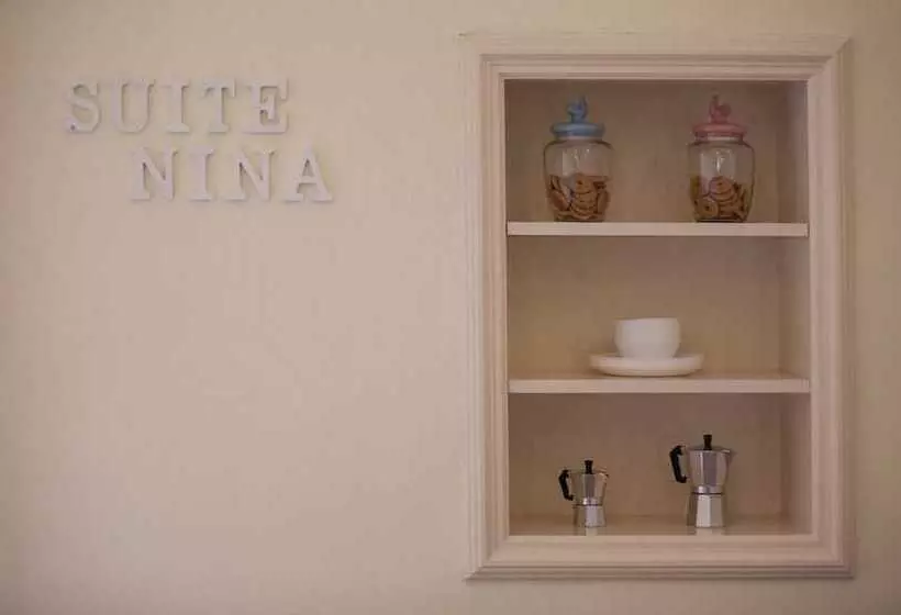 تختخواب و صبحانه Suite Nina 2