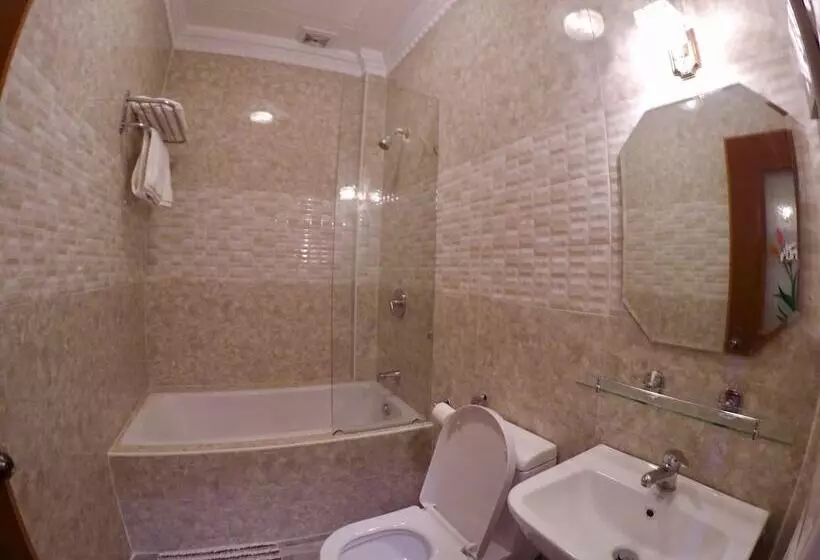 ベッドアンドブレックファースト The Executive Villa Inn & Suites