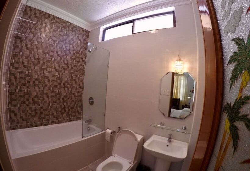 צימר The Executive Villa Inn & Suites