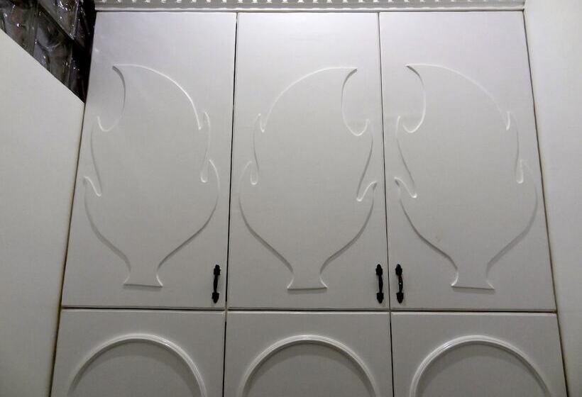 צימר The Executive Villa Inn & Suites