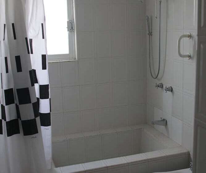 Central Bed & Breakfast