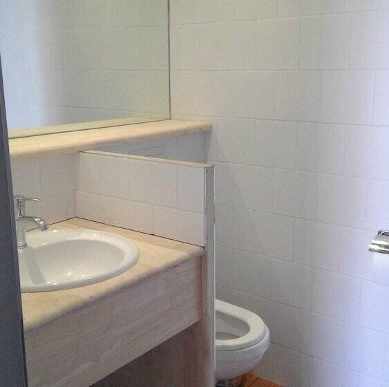 De Steenakker  Hostel