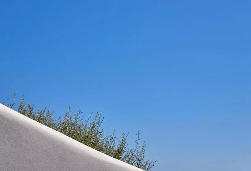 Incognito Beach Villa Santorini