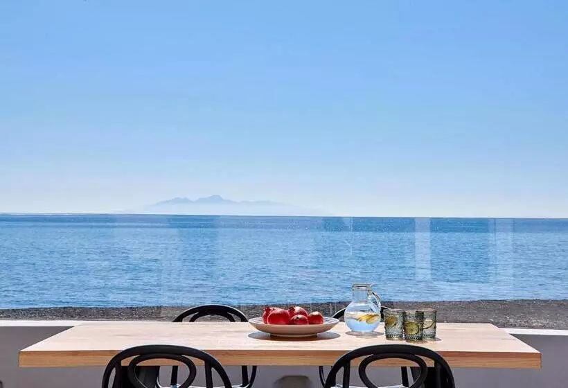 Incognito Beach Villa Santorini