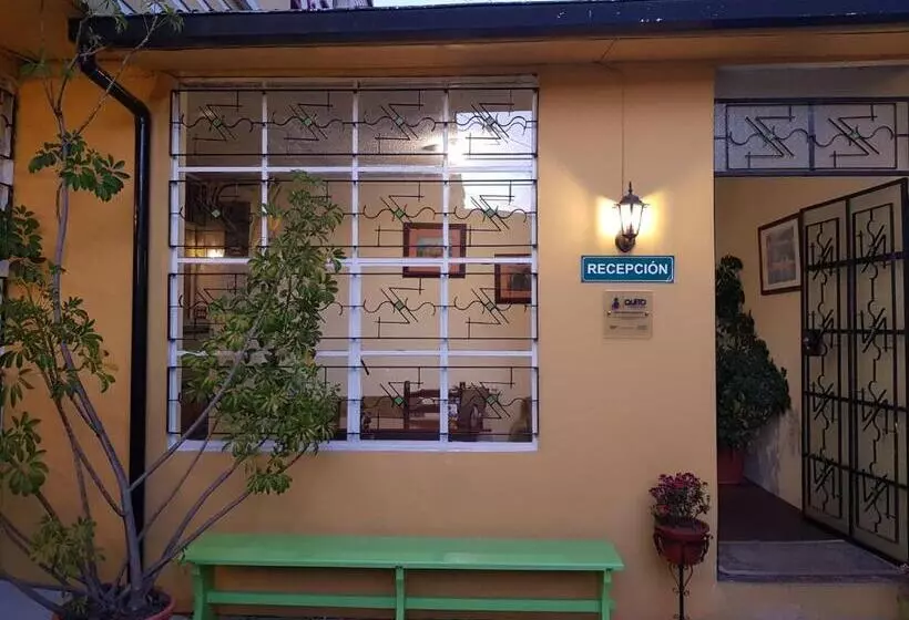 Majatalo Petite Maison