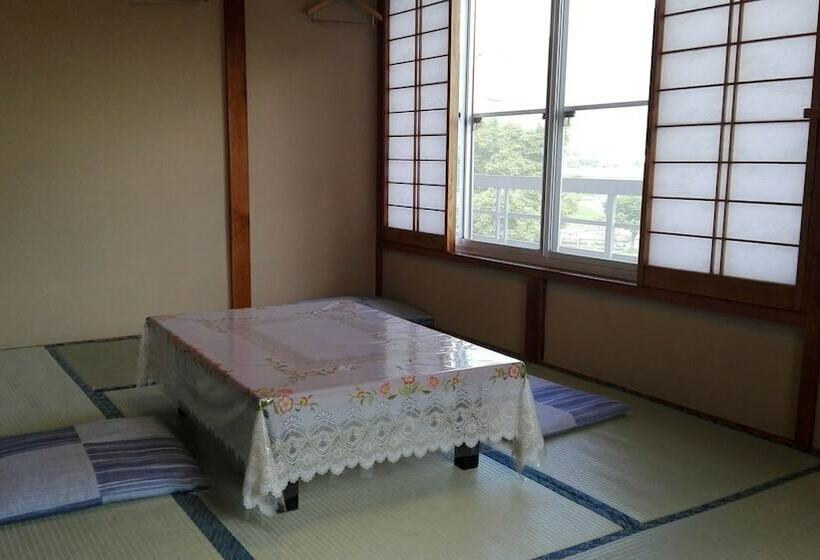 پانسیون Yagisakien