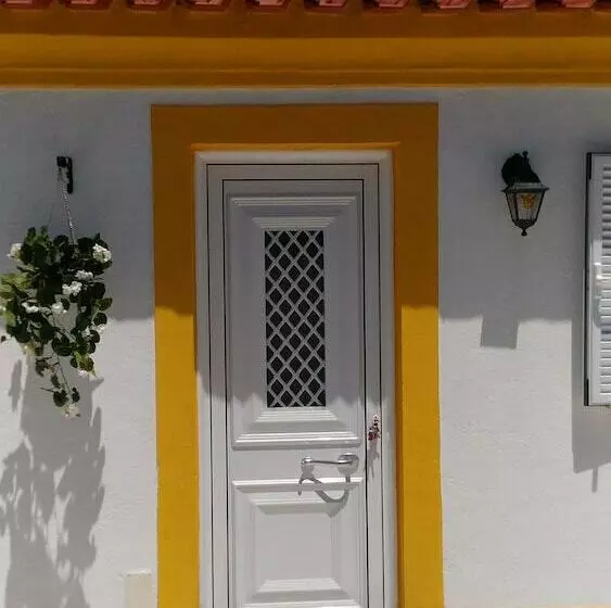 Visitar Bioucas Ii   Casa Tradicional Portuguesa