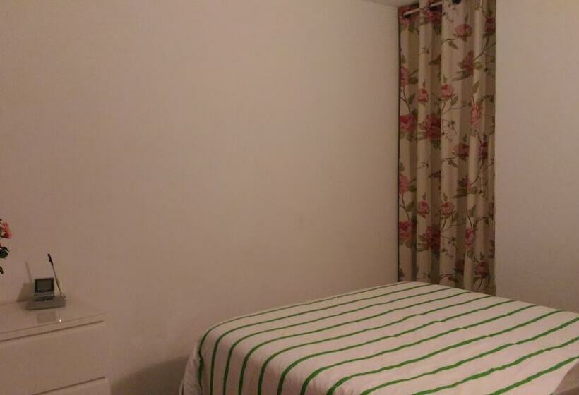 Visitar Bioucas Ii Casa Tradicional Portuguesa