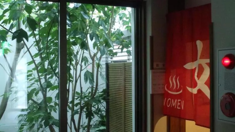 ユースホステル Atami Onsen Guest House Megumi 5 Minutes Walk From Atami Station