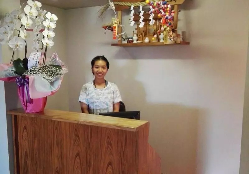 ユースホステル Atami Onsen Guest House Megumi 5 Minutes Walk From Atami Station