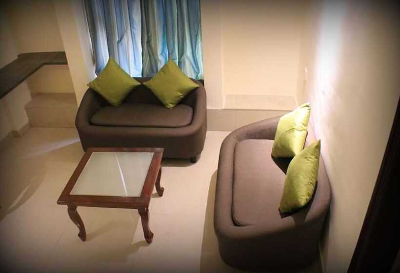 Magnus Calypso Suites Viman Nagar