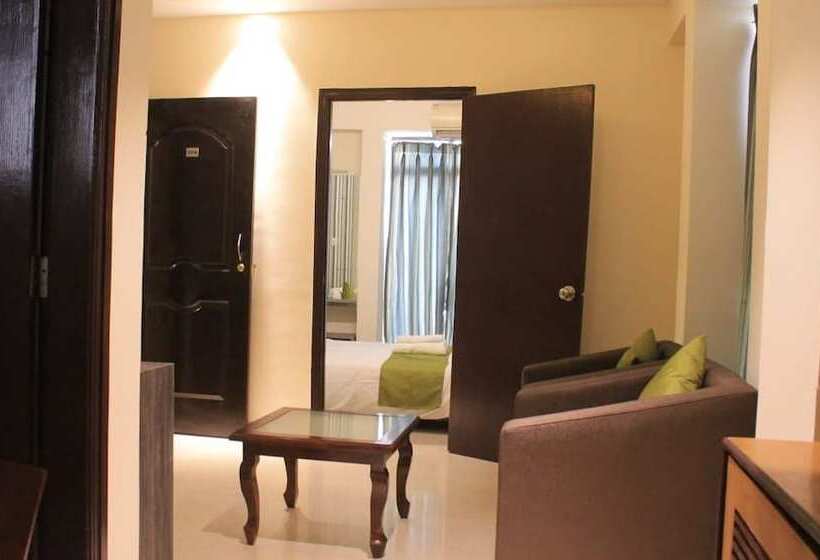 Magnus Calypso Suites Viman Nagar