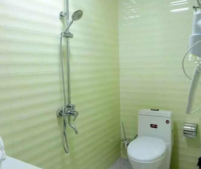 Celebrity  Apartment