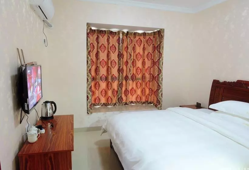 Celebrity  Apartment