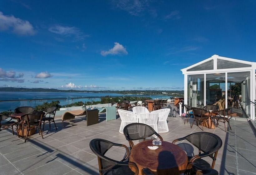 Отель Beluu Sea View Resort