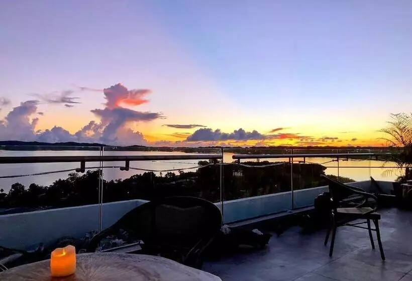 هتل Beluu Sea View Resort