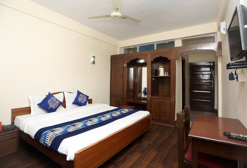 Hotel Super Collection O Pioneer