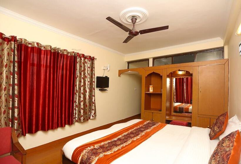 Hotel Super Collection O Pioneer