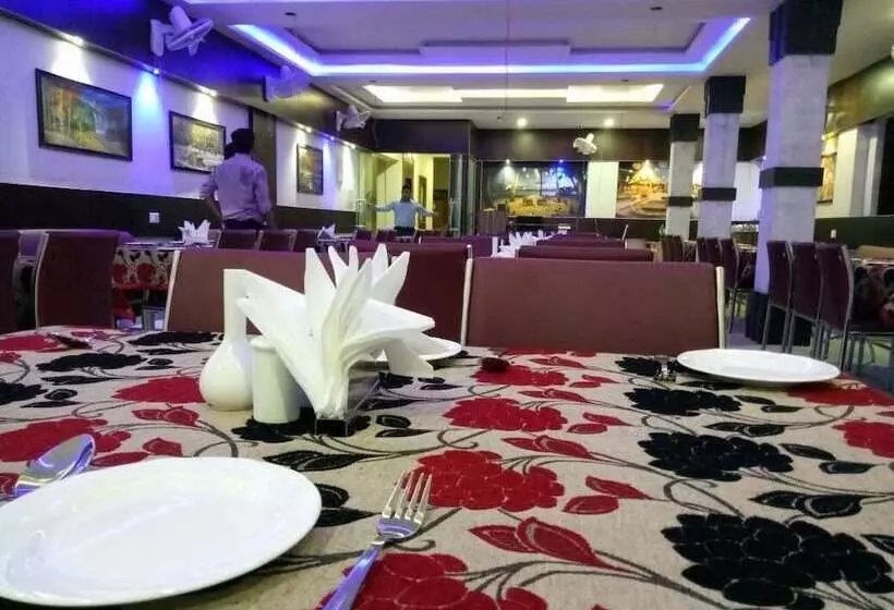 Hotelli Embassy International