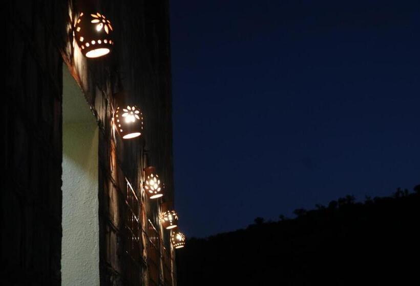 هتل Jabel Shams Stars House