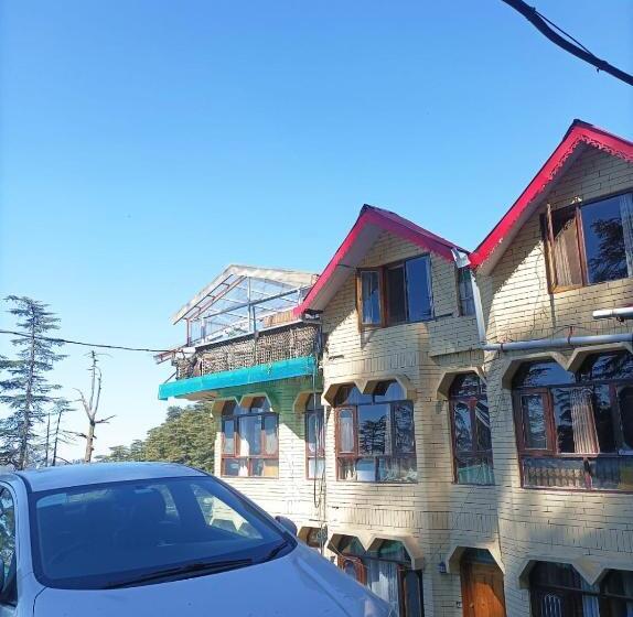 בית מלון כפרי Rajat