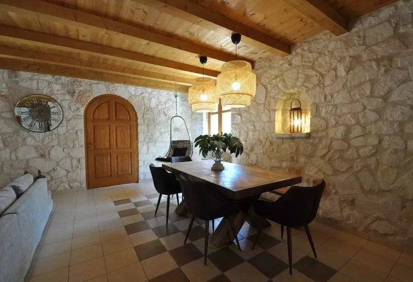 Jootiq Villas
