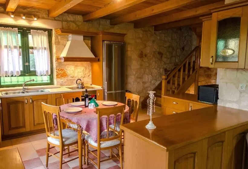 Jootiq Villas