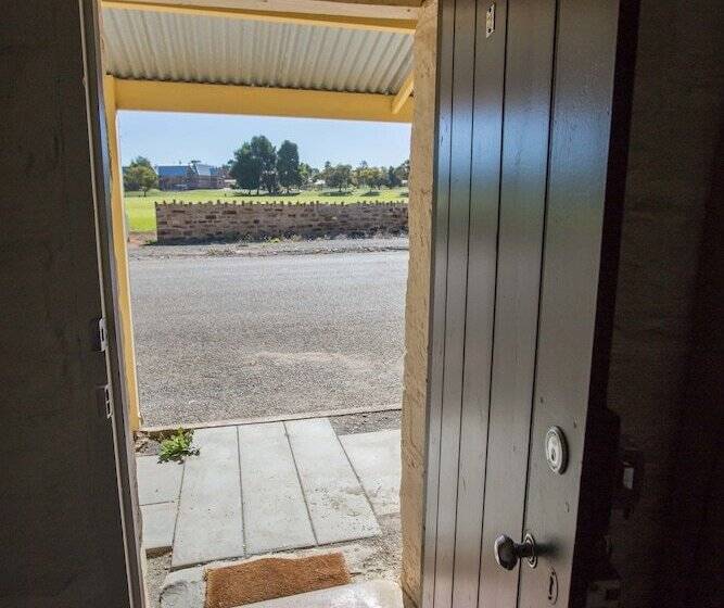 Paxton Square Cottages