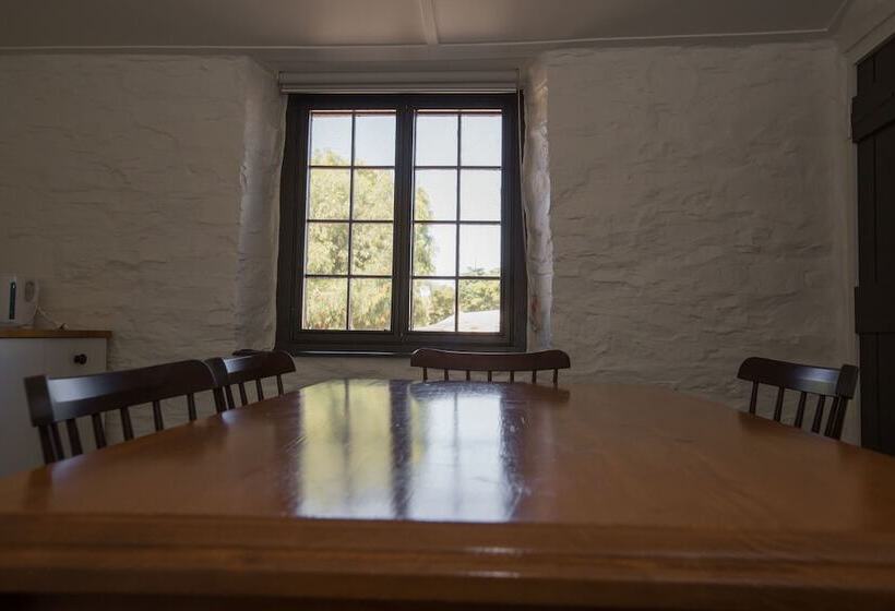 Paxton Square Cottages