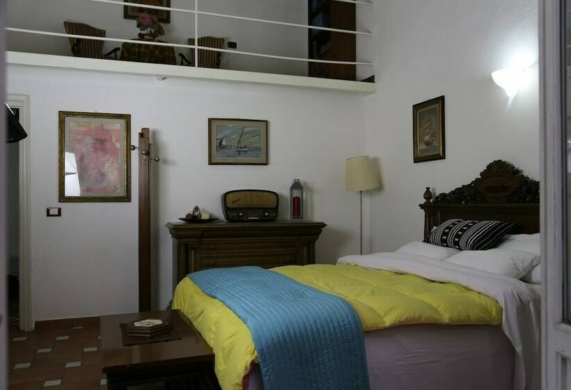 پانسیون Tourist House Santa Croce