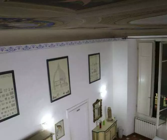 پانسیون Tourist House Santa Croce