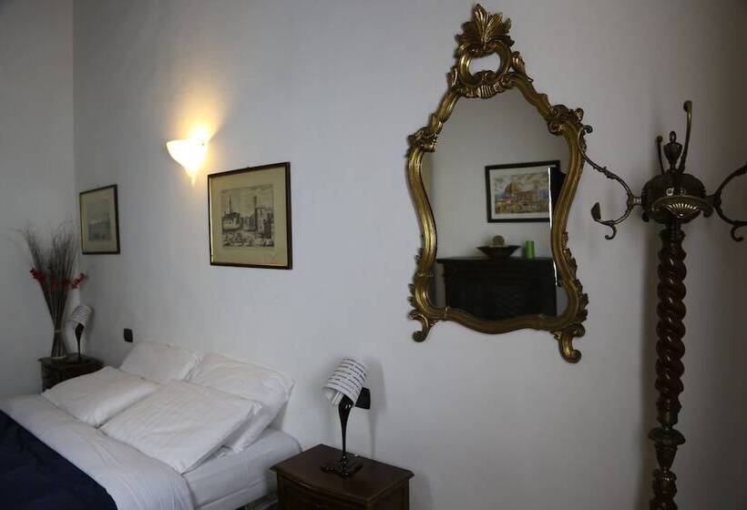 پانسیون Tourist House Santa Croce