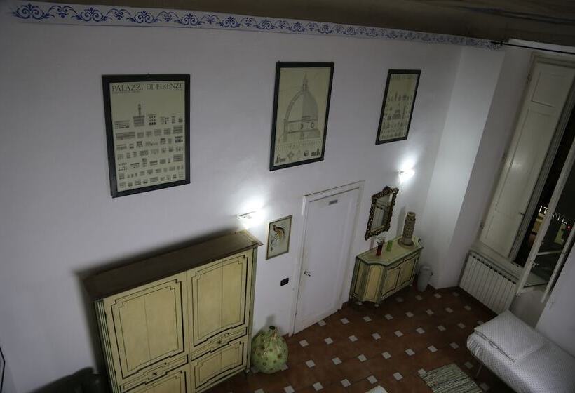 پانسیون Tourist House Santa Croce