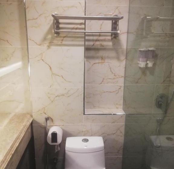 Hotel Capital O 90130 Sawadee