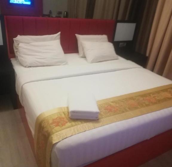 Hotel Capital O 90130 Sawadee