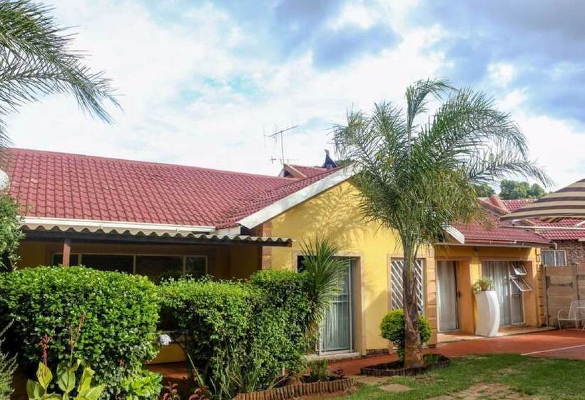 تختخواب و صبحانه Lecawi Guest House