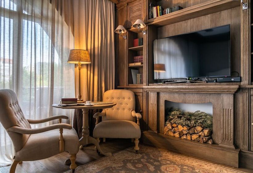 Dom 16 By Ginza Hotels