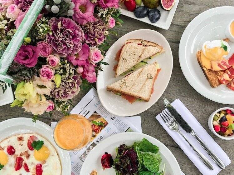 Dom 16 By Ginza Hotels