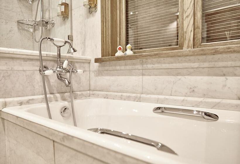 Dom 16 By Ginza Hotels