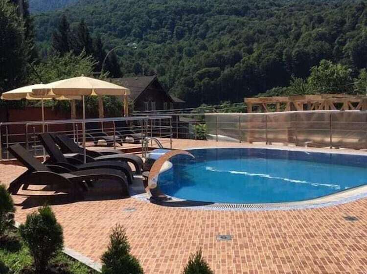 בית מלון כפרי Alm House