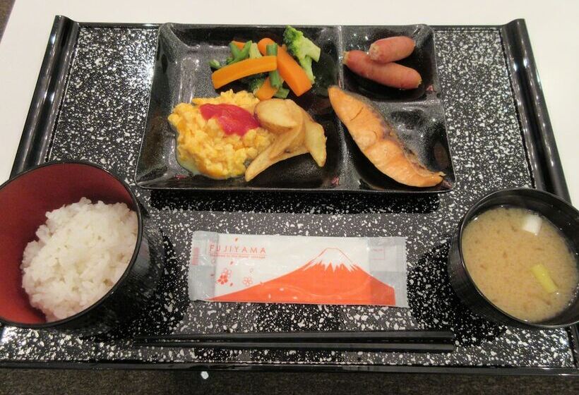 هتل Fuji Mountain Resort