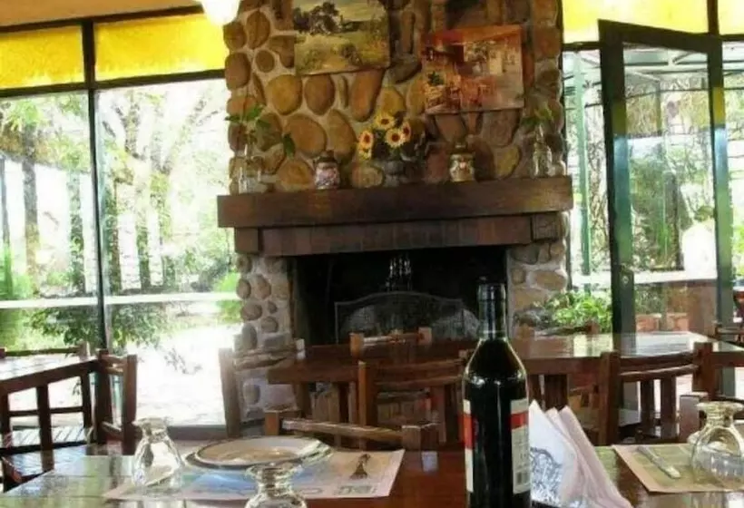 Hotelli Hosteria Cabra Corral