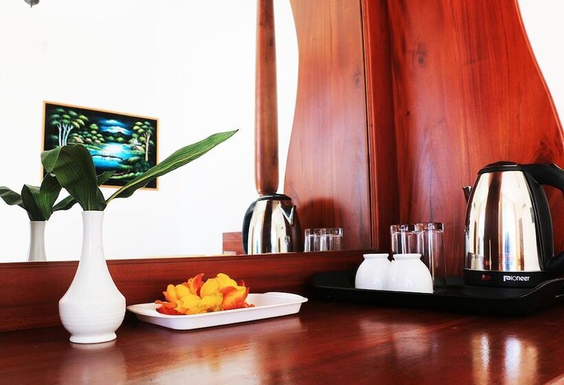 בית מלון כפרי Ralla Beach Resort