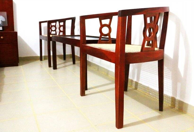 בית מלון כפרי Ralla Beach Resort