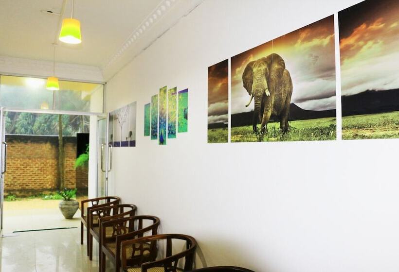 בית מלון כפרי Ralla Beach Resort